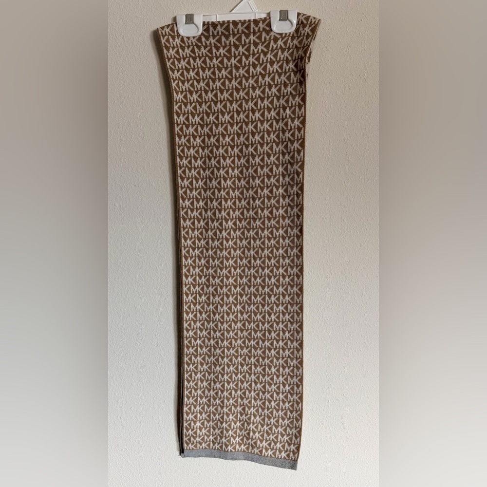 Michael Kors monogrammed, logo scarf